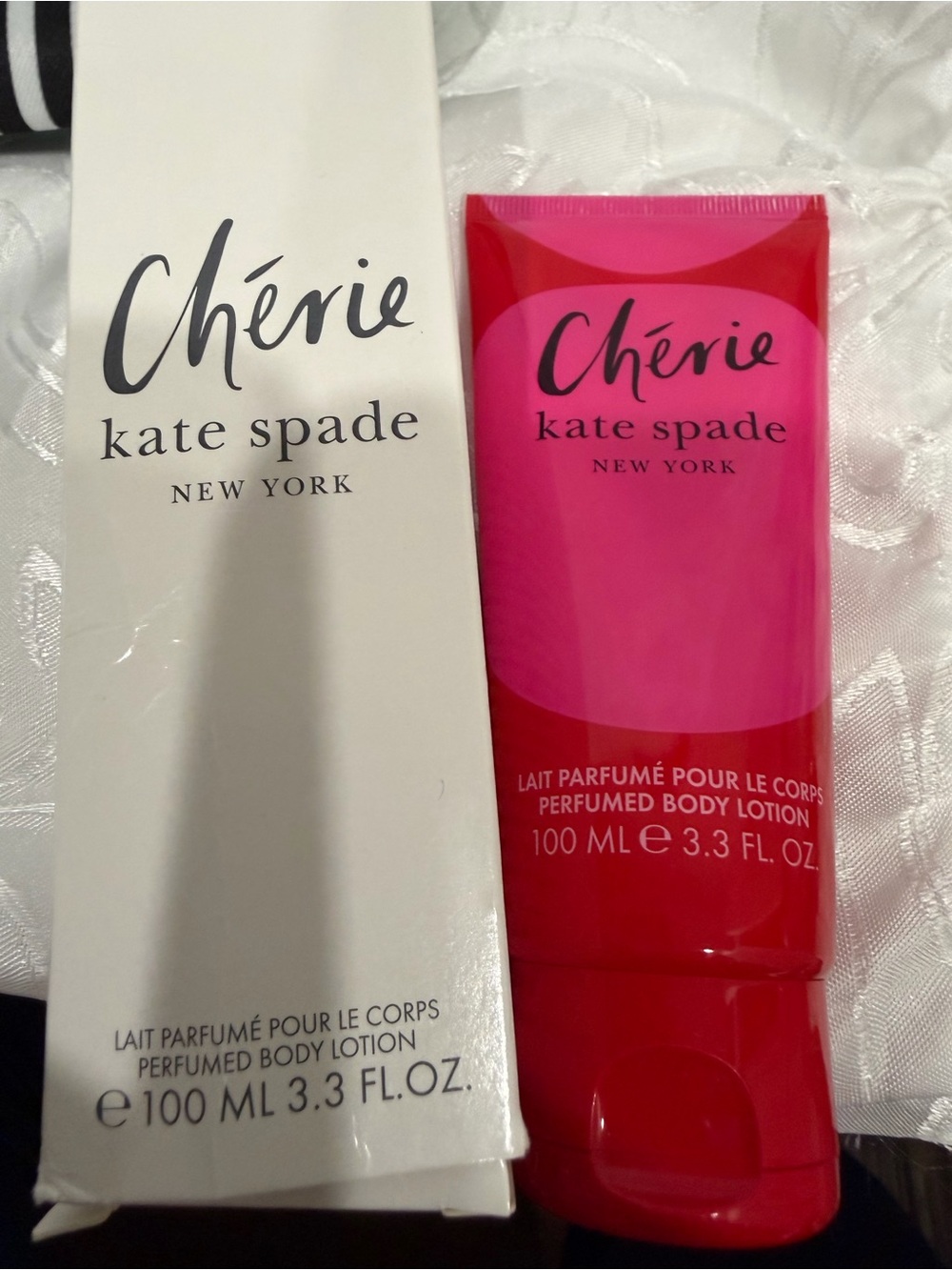kate spade Cosmetic Bag and Cherie Perfumed Lotion. New - Picture 6 of 6